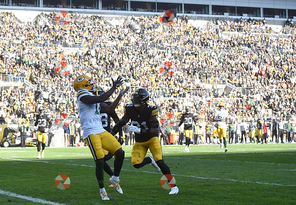 NFL: Green Bay Packers at Pittsburgh Steelers