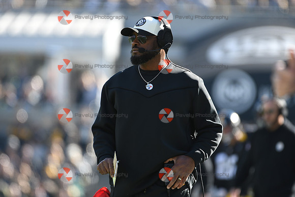 NFL: Green Bay Packers at Pittsburgh Steelers