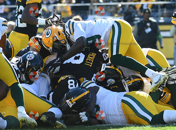 NFL: Green Bay Packers at Pittsburgh Steelers