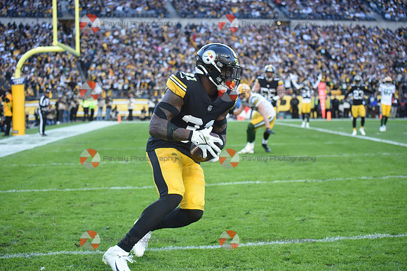 NFL: Green Bay Packers at Pittsburgh Steelers