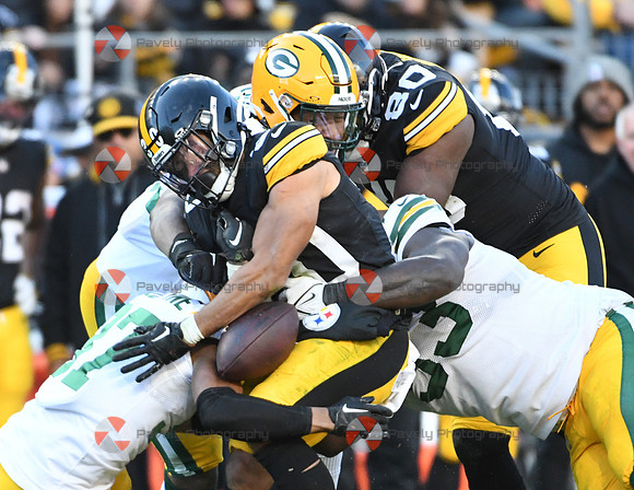 NFL: Green Bay Packers at Pittsburgh Steelers