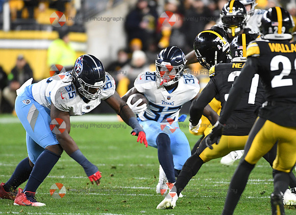 NFL: Tennessee Titans at Pittsburgh Steelers