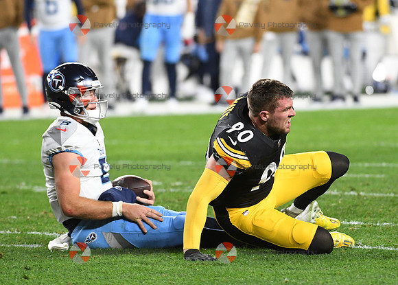 NFL: Tennessee Titans at Pittsburgh Steelers