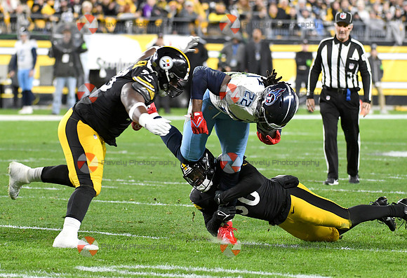 NFL: Tennessee Titans at Pittsburgh Steelers