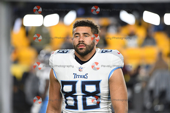 NFL: Tennessee Titans at Pittsburgh Steelers