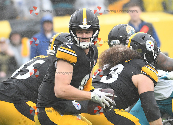 NFL: Jacksonville Jaguars at Pittsburgh Steelers