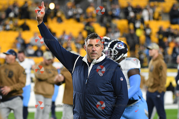 NFL: Tennessee Titans at Pittsburgh Steelers