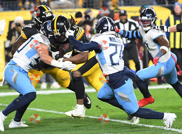 NFL: Tennessee Titans at Pittsburgh Steelers