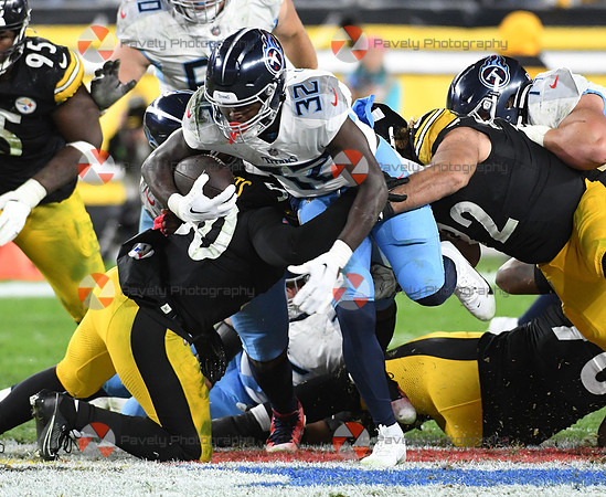 NFL: Tennessee Titans at Pittsburgh Steelers