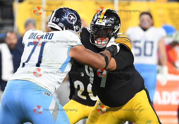 NFL: Tennessee Titans at Pittsburgh Steelers