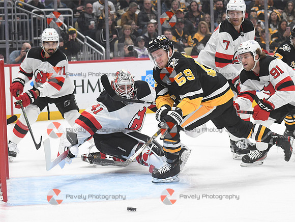 NHL: New Jersey Devils at Pittsburgh Penguins