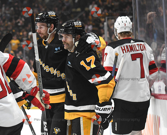 NHL: New Jersey Devils at Pittsburgh Penguins