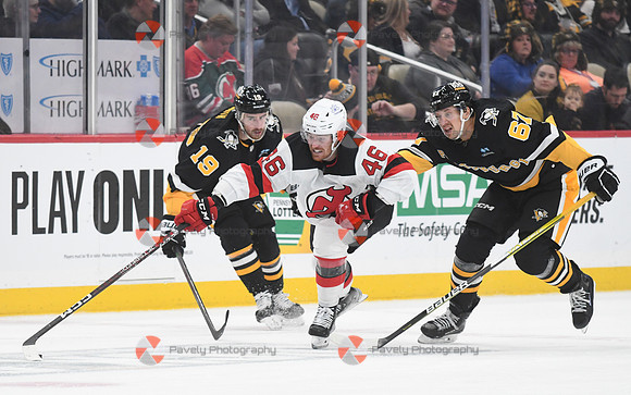 NHL: New Jersey Devils at Pittsburgh Penguins