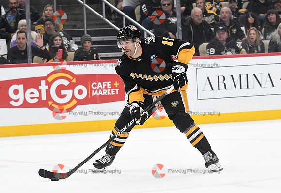 NHL: New Jersey Devils at Pittsburgh Penguins