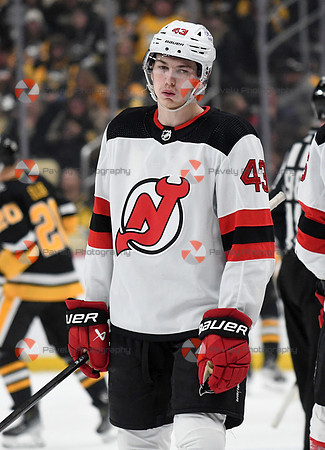NHL: New Jersey Devils at Pittsburgh Penguins