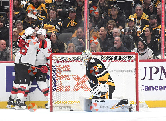 NHL: New Jersey Devils at Pittsburgh Penguins