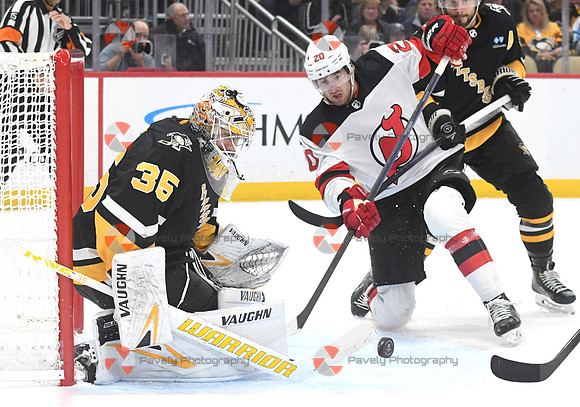 NHL: New Jersey Devils at Pittsburgh Penguins