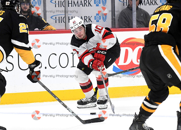 NHL: New Jersey Devils at Pittsburgh Penguins