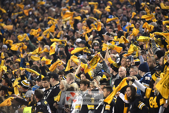 NFL: Los Angeles Chargers at Pittsburgh Steelers