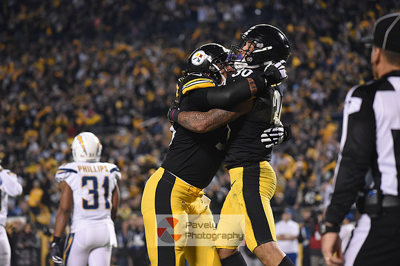 NFL: Los Angeles Chargers at Pittsburgh Steelers