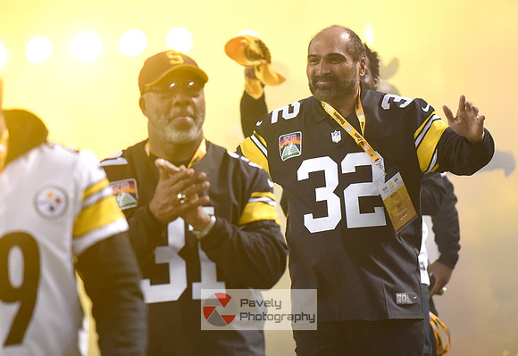 NFL: Los Angeles Chargers at Pittsburgh Steelers