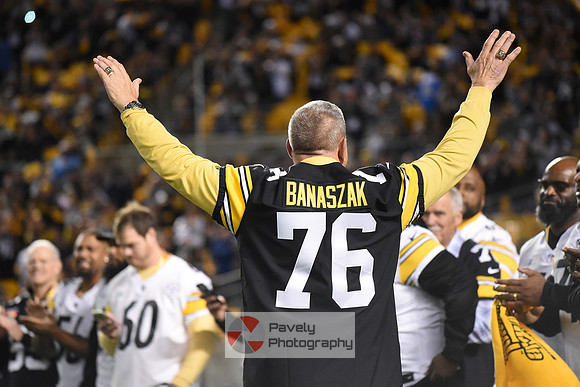 NFL: Los Angeles Chargers at Pittsburgh Steelers
