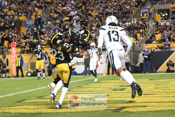 NFL: Los Angeles Chargers at Pittsburgh Steelers