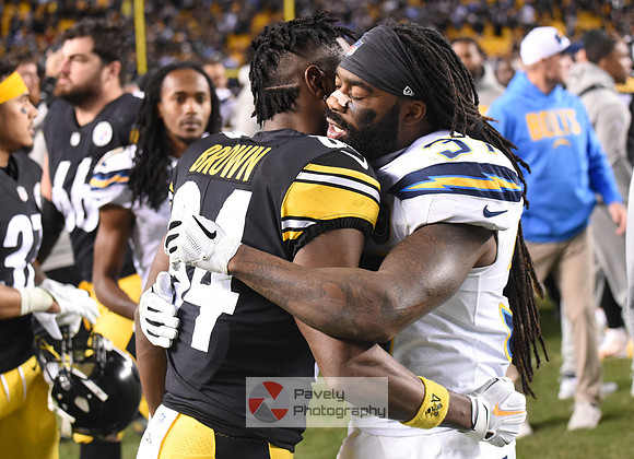 NFL: Los Angeles Chargers at Pittsburgh Steelers