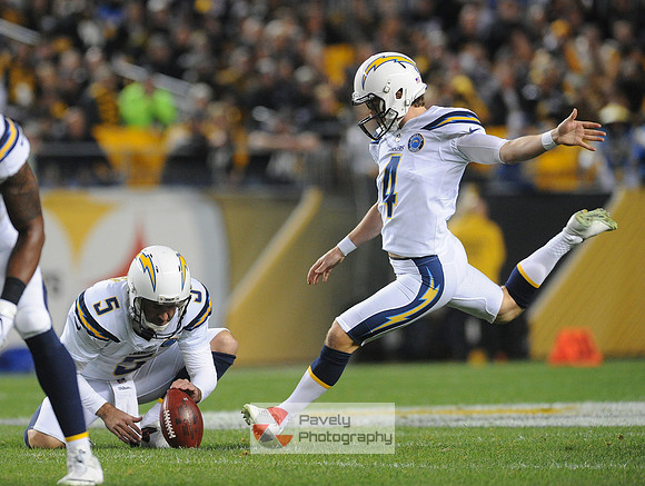 NFL: Los Angeles Chargers at Pittsburgh Steelers