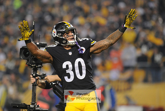 NFL: Los Angeles Chargers at Pittsburgh Steelers