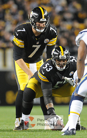 NFL: Los Angeles Chargers at Pittsburgh Steelers