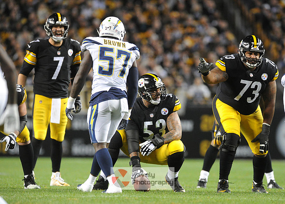 NFL: Los Angeles Chargers at Pittsburgh Steelers