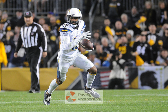 NFL: Los Angeles Chargers at Pittsburgh Steelers