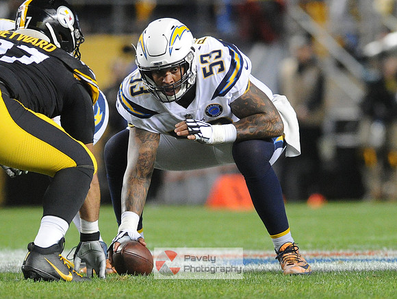 NFL: Los Angeles Chargers at Pittsburgh Steelers