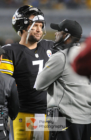NFL: Los Angeles Chargers at Pittsburgh Steelers