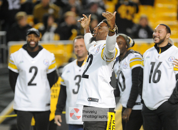 NFL: Los Angeles Chargers at Pittsburgh Steelers