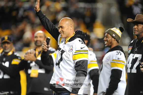 NFL: Los Angeles Chargers at Pittsburgh Steelers