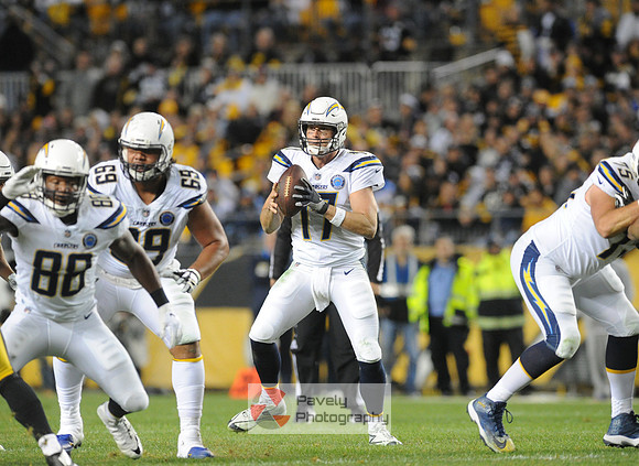 NFL: Los Angeles Chargers at Pittsburgh Steelers