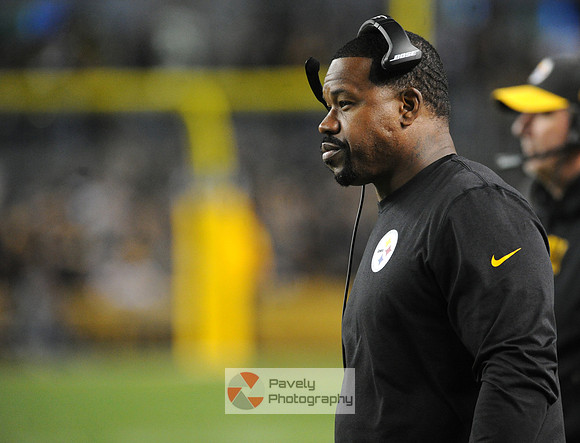 NFL: Los Angeles Chargers at Pittsburgh Steelers