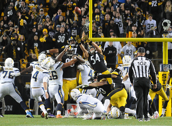 NFL: Los Angeles Chargers at Pittsburgh Steelers