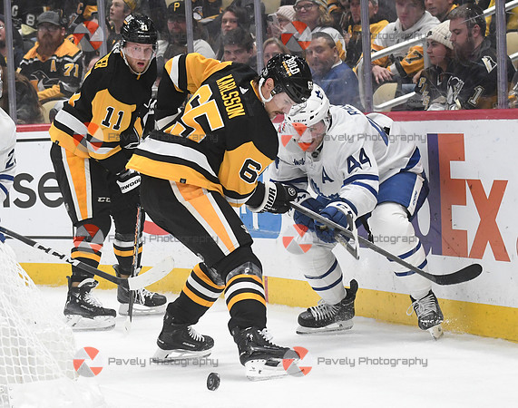 NHL: Toronto Maple Leafs at Pittsburgh Penguins