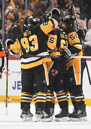 NHL: Toronto Maple Leafs at Pittsburgh Penguins