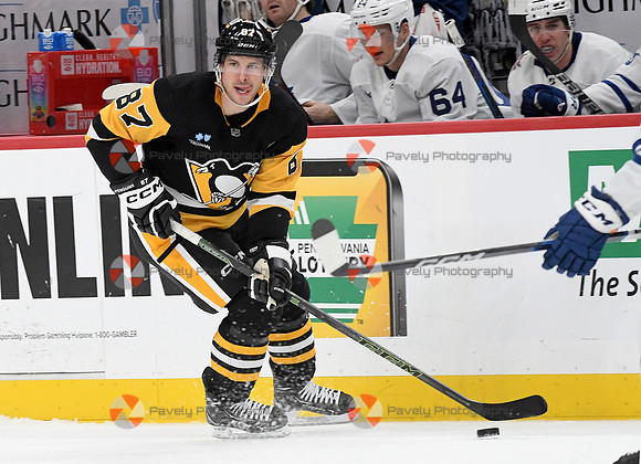 NHL: Toronto Maple Leafs at Pittsburgh Penguins
