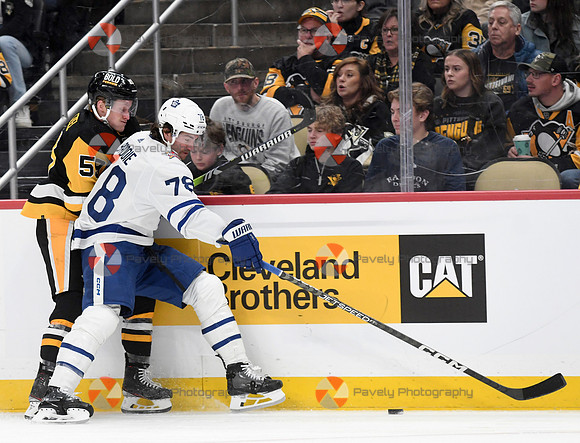NHL: Toronto Maple Leafs at Pittsburgh Penguins