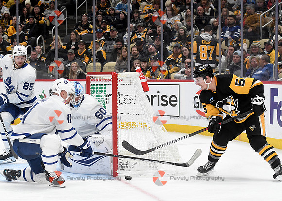 NHL: Toronto Maple Leafs at Pittsburgh Penguins