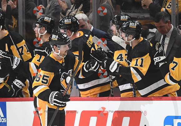 NHL: Toronto Maple Leafs at Pittsburgh Penguins