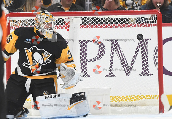 NHL: Toronto Maple Leafs at Pittsburgh Penguins