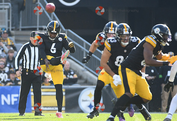 NFL: Arizona Cardinals at Pittsburgh Steelers