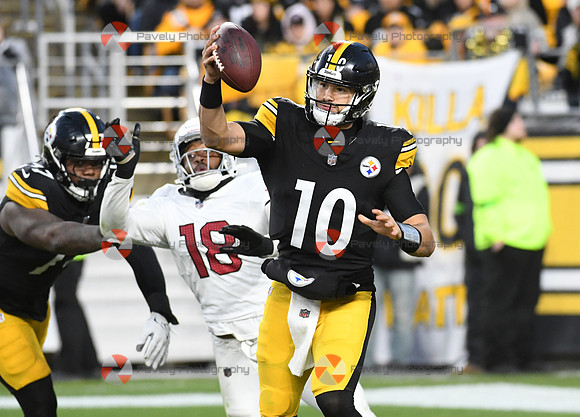 NFL: Arizona Cardinals at Pittsburgh Steelers