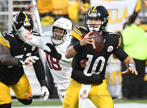 NFL: Arizona Cardinals at Pittsburgh Steelers